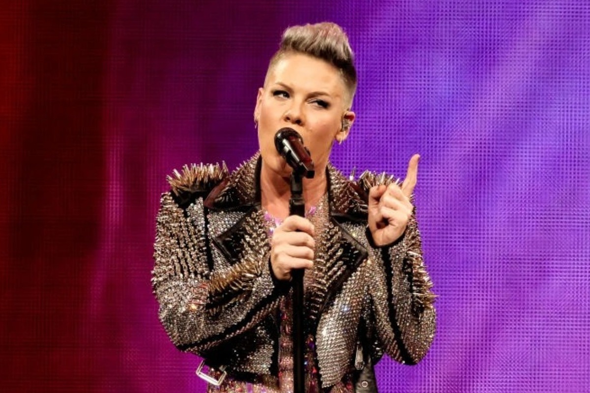 Η απάντηση της P!nk σε έναν φαν που την αποκάλεσε «γριά»