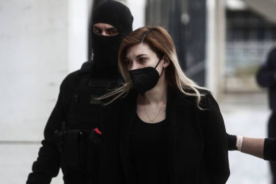 Μήνυση της Ρούλας Πισπιρίγκου στον Μάνο Δασκαλάκη