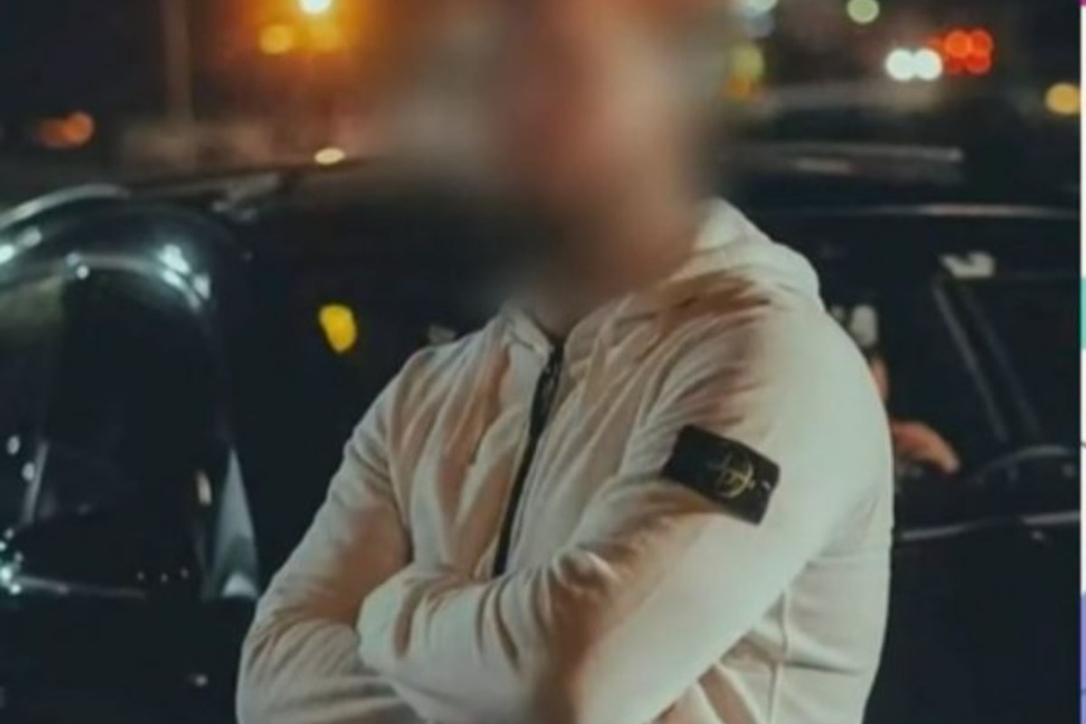 «Ο γιος μου δεν έχει κάνει τίποτα» λέει η μητέρα του τράπερ που κατηγορείται για βιασμό