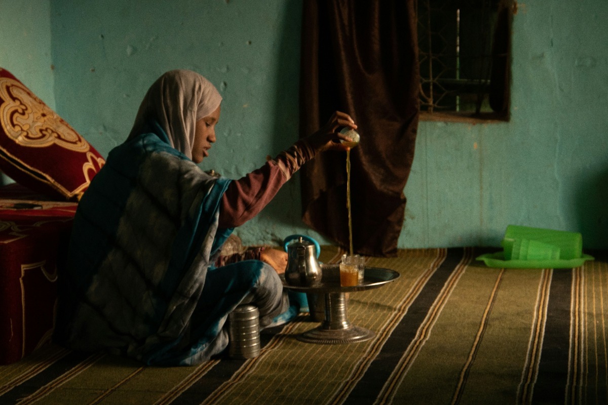 Όταν η παράδοση συναντά την κόλαση: Η ανεκδιήγητη πρακτική που υποβάλλονται τα κορίτσια στη Μαυριτανία για να προσελκύσουν άντρες