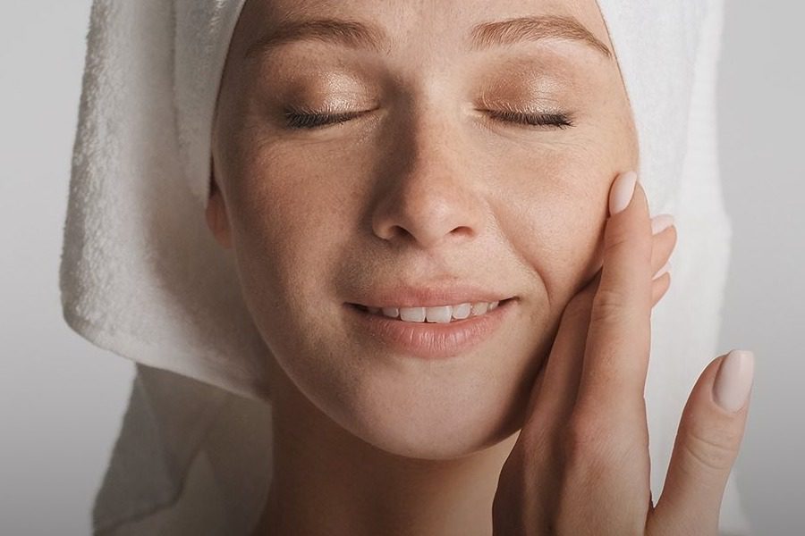 Ρετινόλη: Οι μύθοι που πρέπει να σταματήσεις να πιστεύεις