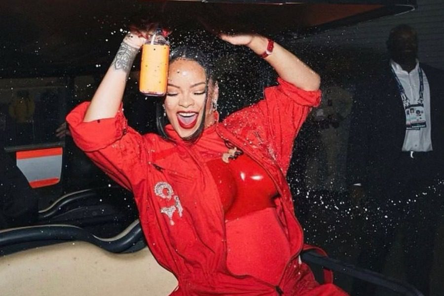 Δες αυτό το μακιγιάζ της Rihanna που είναι το απόλυτο trend του 2023