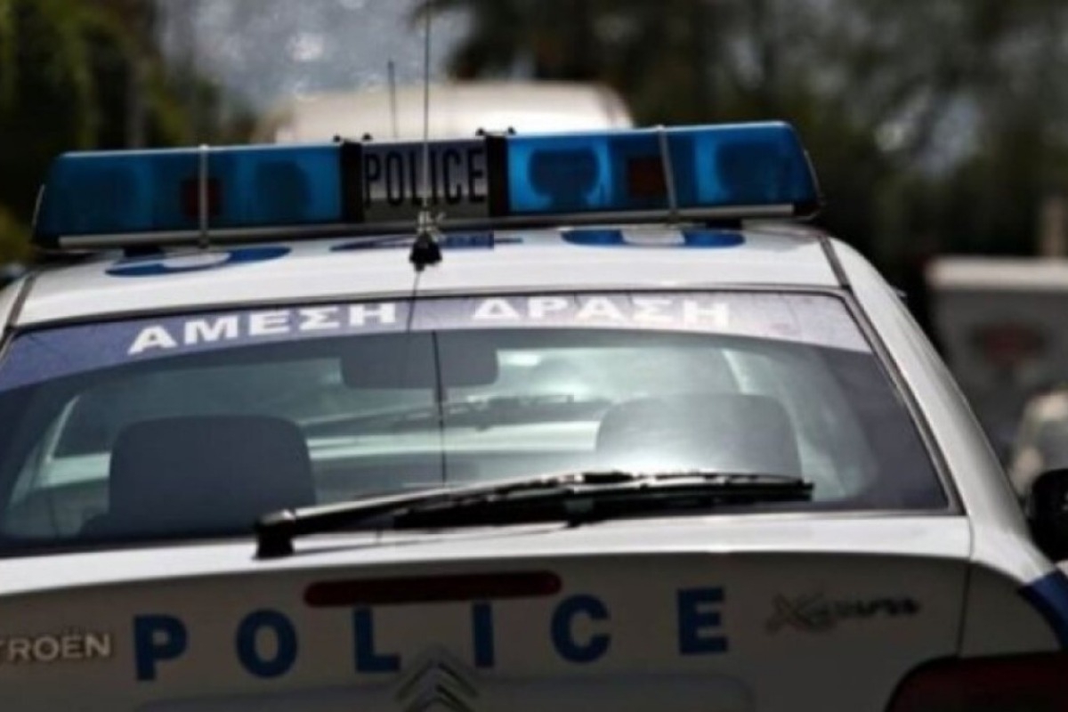 Βούλα: H οικιακή βοηθός του Δημήτρη Φιντιρίκου ουρλιάζει όταν βλέπει τον διαρρήκτη