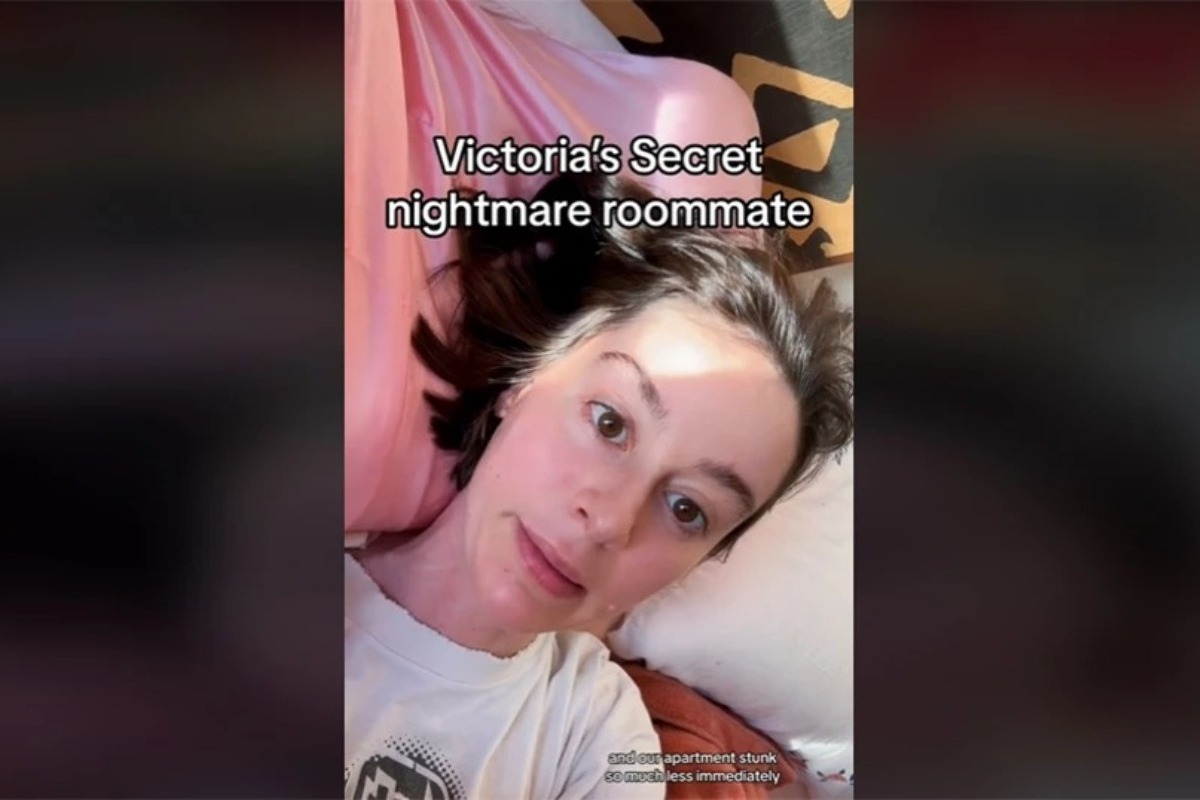 Μοντέλο της Victoria Secret έκανε συλλογή με χρησιμοποιημένα ταμπόν και χαρτιά με περιττώματα ‑ «Τα κρατούσε, σαν να ήταν κάτι φυσιολογικό»