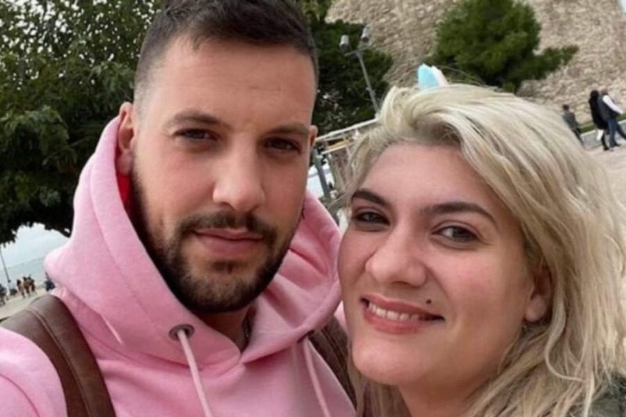 Αυτά είναι τα μηνύματα Δασκαλάκη ‑ Πισπιρίγκου για τα μπλε εσώρουχα