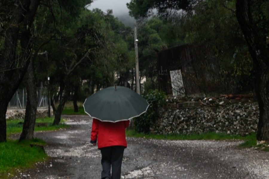 Καιρός: Βροχές σε αρκετές περιοχές της χώρας ‑ Πού θα είναι έντονα τα φαινόμενα