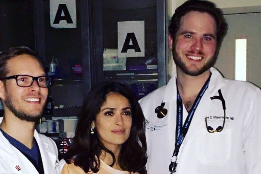 Η ημέρα που η Salma Hayek τρέλανε τα επείγοντα νοσοκομείου με ακατάλληλο ντύσιμο