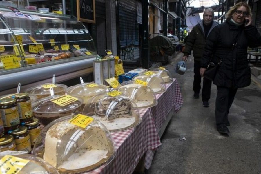 Καθαρά Δευτέρα: Ποια καταστήματα θα είναι ανοιχτά ‑ Τι ισχύει για τα σούπερ μάρκετ
