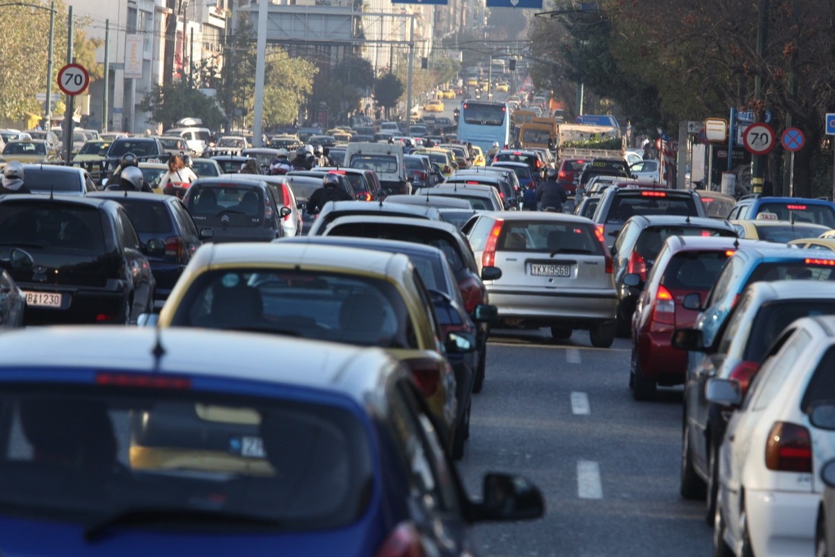 Κίνηση στους δρόμους: «Ιστορικό ρεκόρ» σήμερα στη Συγγρού