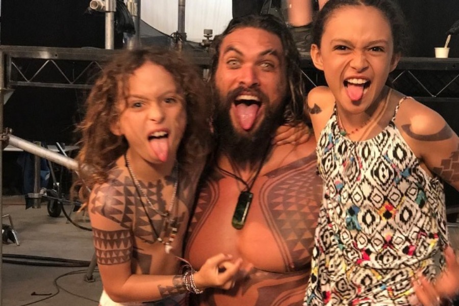 Τα παιδιά του Jason Momoa είναι ολόιδια ο μπαμπάς τους