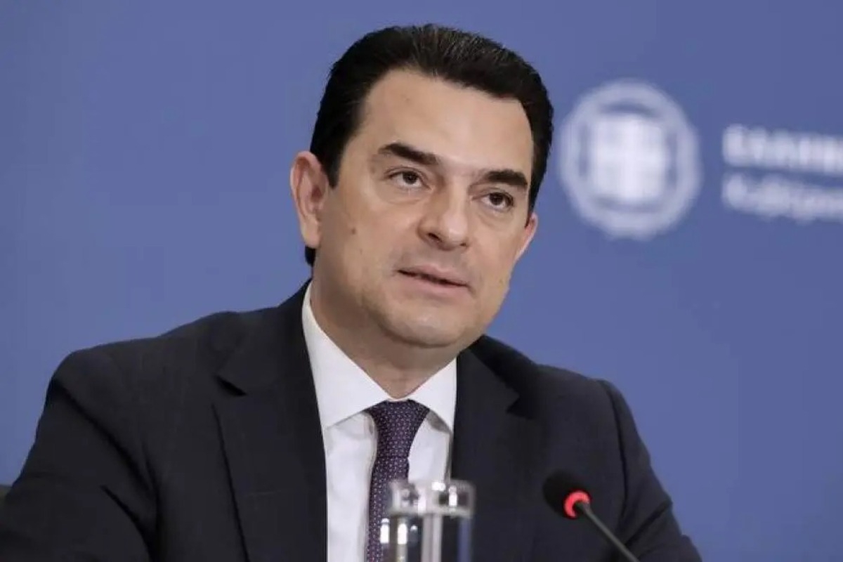 Σκρέκας: «Έχουν μειωθεί οι τιμές σε 213 προϊόντα»