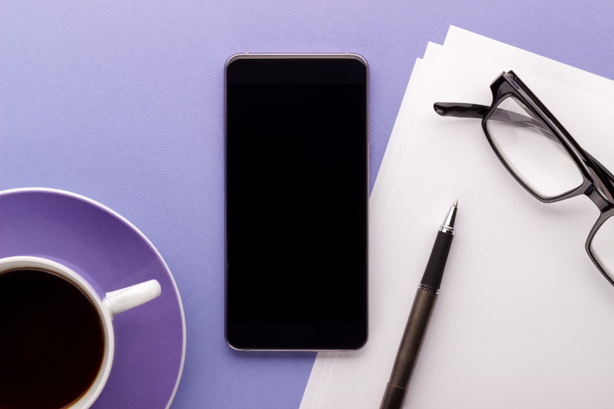 Επισκευές iPhone στο Theimarket