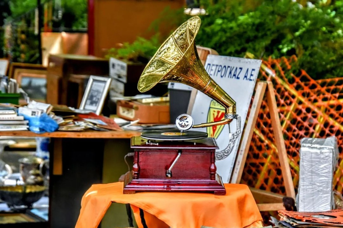 Βόλτα στις υπαίθριες αγορές της Αθήνας που κρύβουν διαμάντια