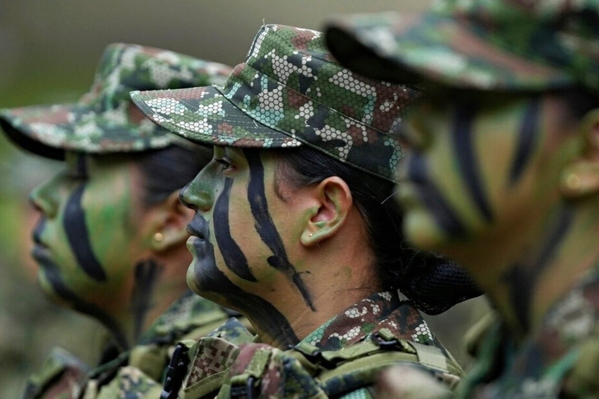 Στρατιωτική θητεία: Πότε θα ντυθούν στα χακί οι γυναίκες στην Ελλάδα