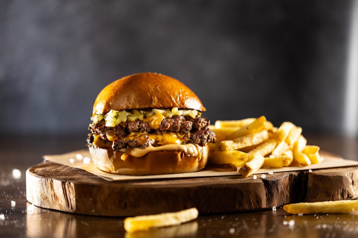 Spring into flavor: Tα TGI FRIDAYS™ μας συστήνουν νέες άκρως γευστικές επιλογές που θα μας κάνουν να λέμε Thank God It’s Spring!