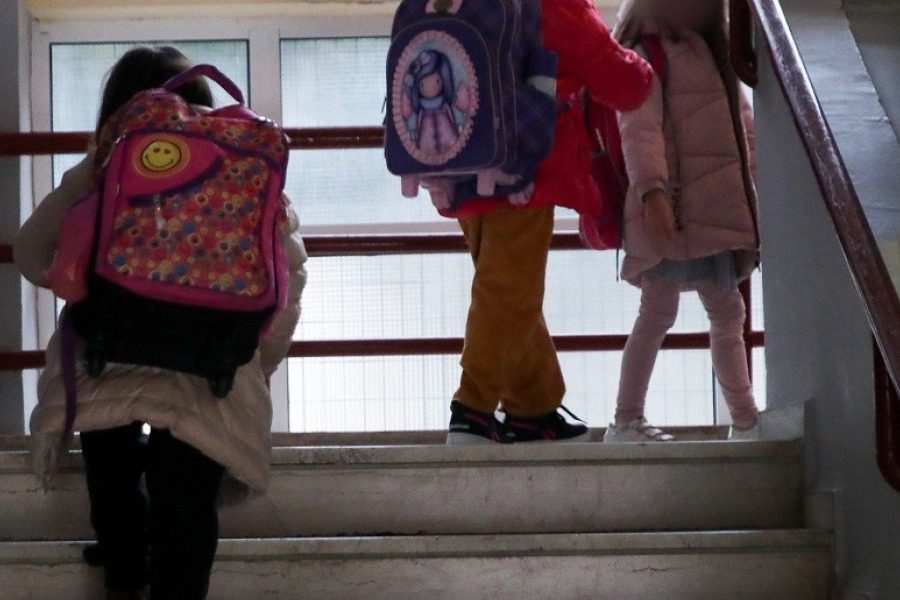 Σοκ: Παιδιά δημοτικού στη Λαμία προσπάθησαν να δηλητηριάσουν με ποντικοφάρμακο συμμαθητή τους