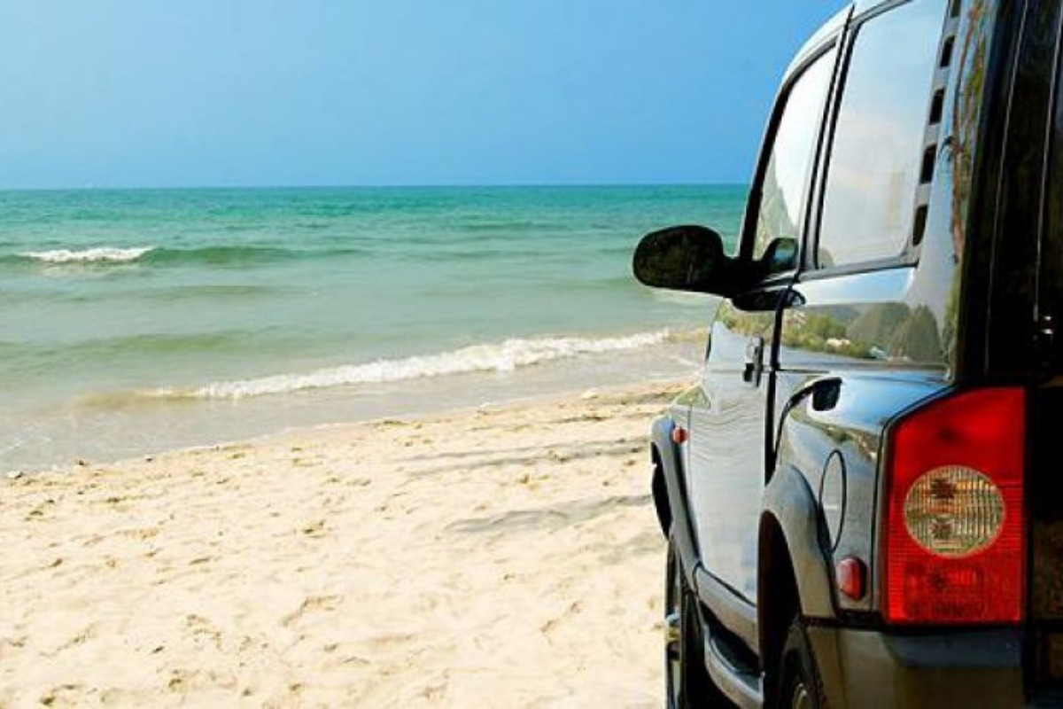 Μπλόκο στην πιο όμορφη παραλία της Ελλάδας