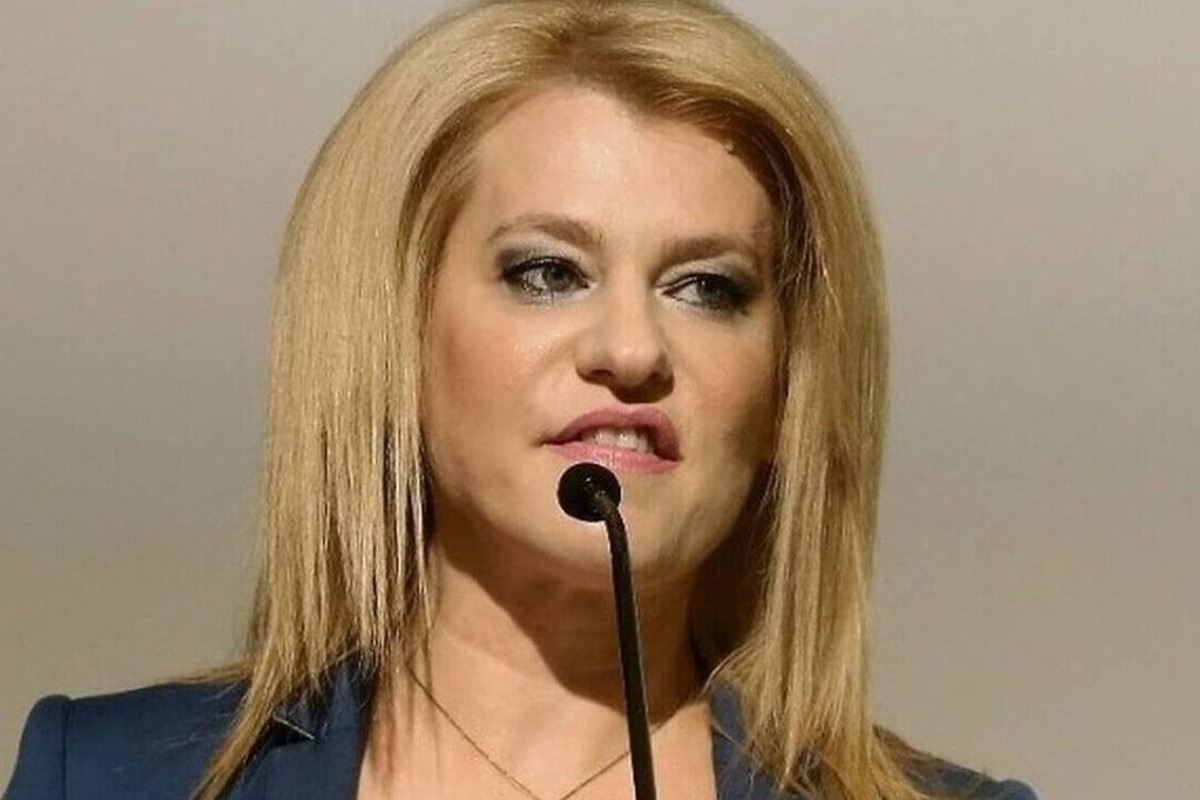 Η απίστευτη ατάκα της Τζάκρη που άφησε άφωνο το ακροατήριο: «...Τον ήπιαμε»