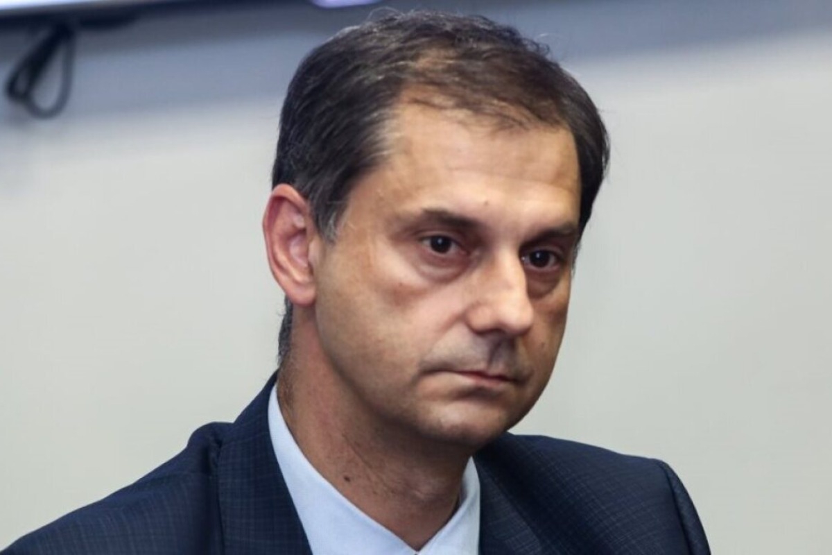 Τα «μαζεύει» η κυβέρνηση για τους ελεύθερους επαγγελματίες