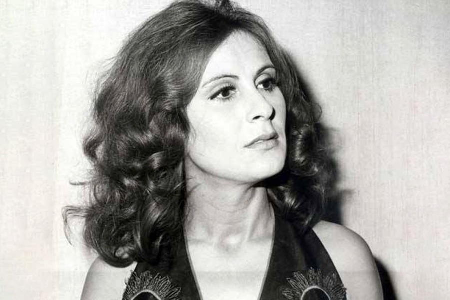 Ρένα Κουμιώτη: Πέθανε η σπουδαία τραγουδίστρια