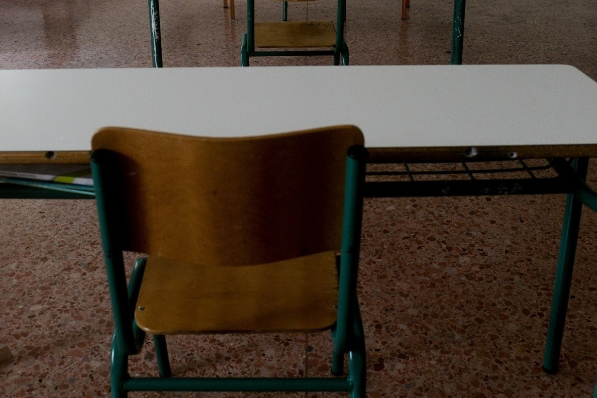 Αγρίνιο: 25χρονη εισέβαλε σε σχολική αίθουσα και χτύπησε μαθήτρια με καρέκλα