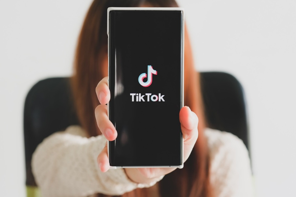 Η άνοδος των παρουσιαστών ειδήσεων στο TikTok ίσως αλλάξει τα πάντα