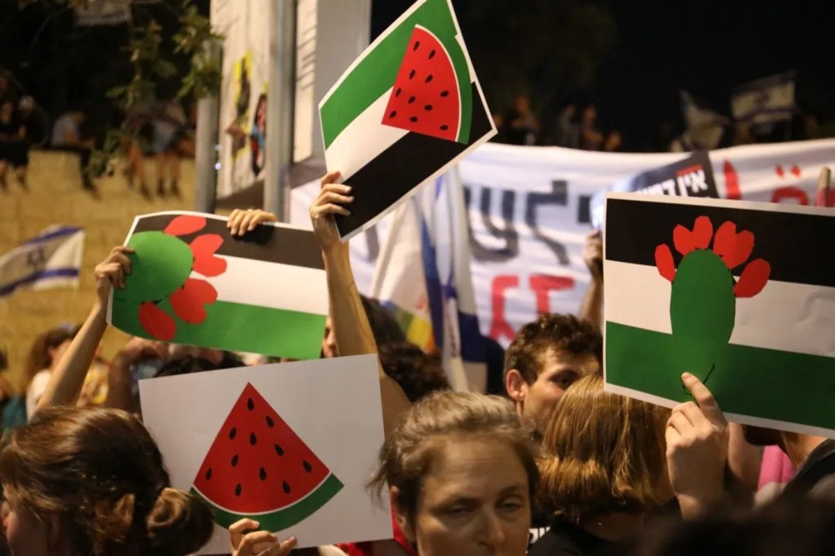 Γιατί το καρπούζι είναι ένα από τα σύμβολα της αλληλεγγύης στην Παλαιστίνη;