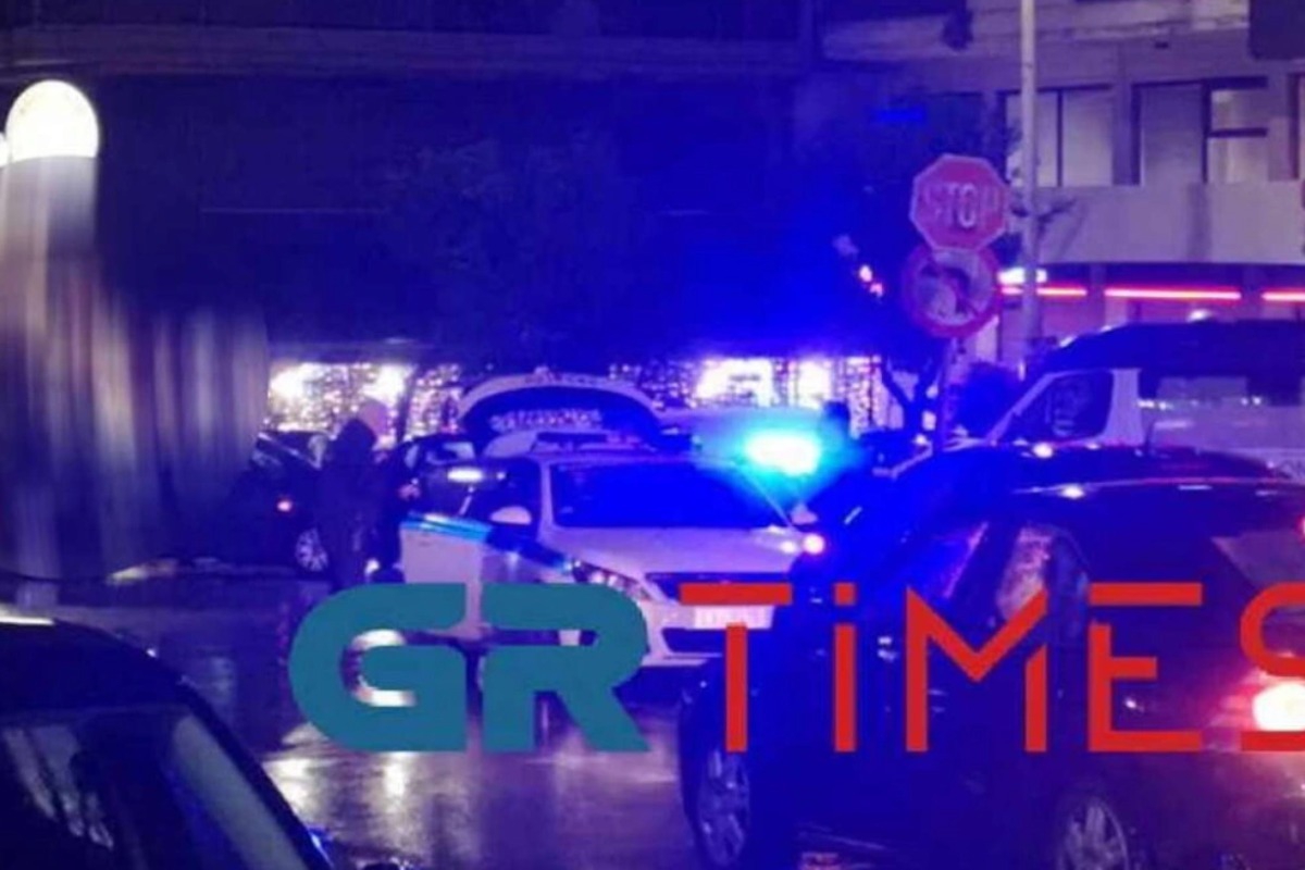 Τούμπα: Αγρια συμπλοκή ανηλίκων με κράνη, ξύλα και ρόπαλα ‑ 17 προσαγωγές