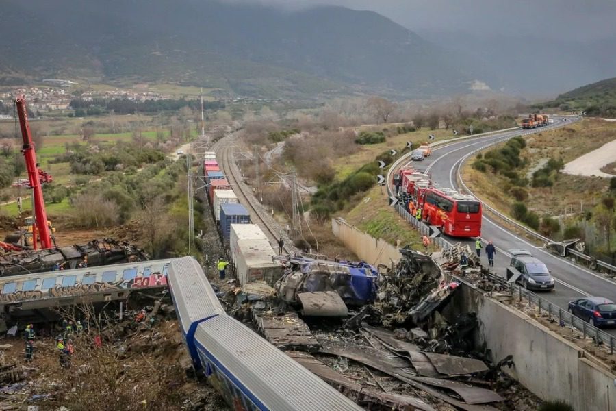 Αυτή είναι η επιτροπή που θα διερευνήσει τα αίτια της τραγωδίας στα Τέμπη