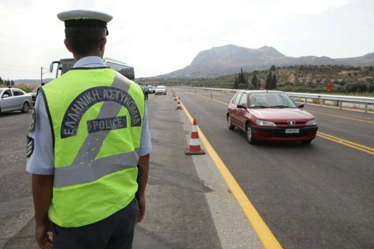 Ποιοι δρόμοι της Αττικής είναι κλειστοί λόγω της φωτιάς