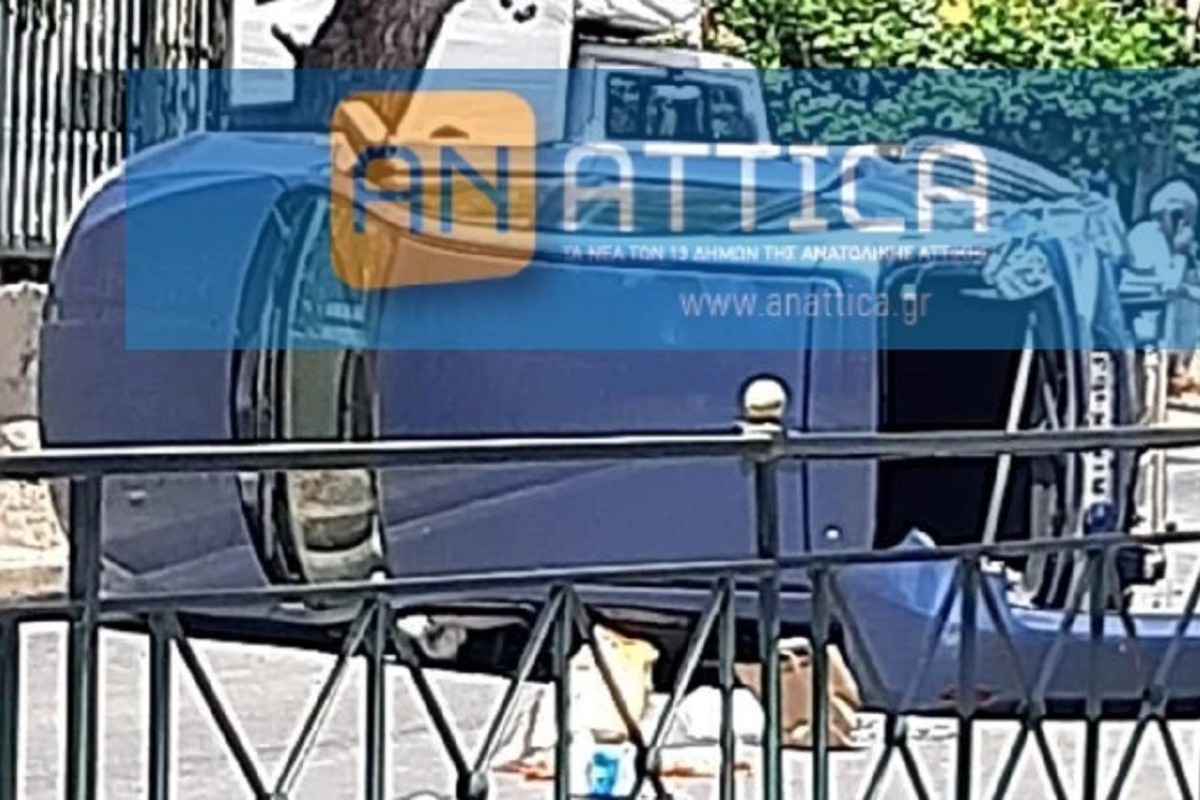 Λεωφόρος Μαραθώνος: Σύγκρoυση δύο ΙΧ ‑ Απεγκλωβίστηκε ένας τραυματiας