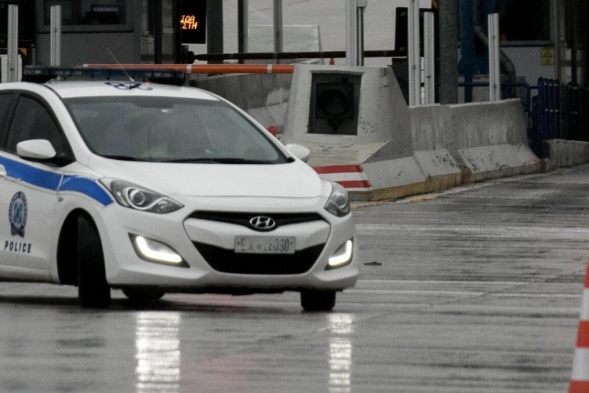 Τρομακτικό τροχαίο στην Αθηνών ‑ Λαμίας: Ανδρας χτυπήθηκε από πολλά αυτοκίνητα και διαμελίστηκε