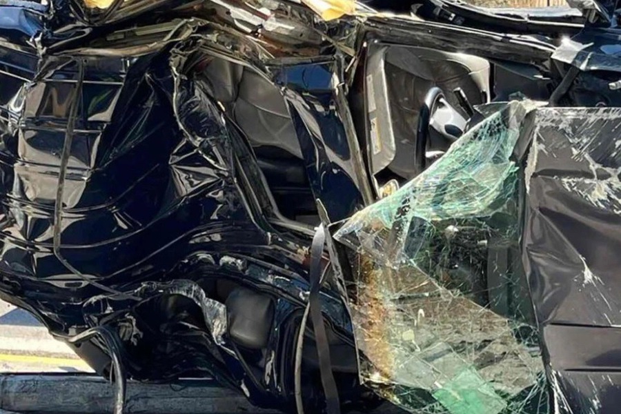 Φονικό τροχαίο στη Λ. Μαραθώνος: Διαλύθηκε το τζιπ του Πολεμικού Ναυτικού ‑ Χαροπαλεύει ο ναύτης