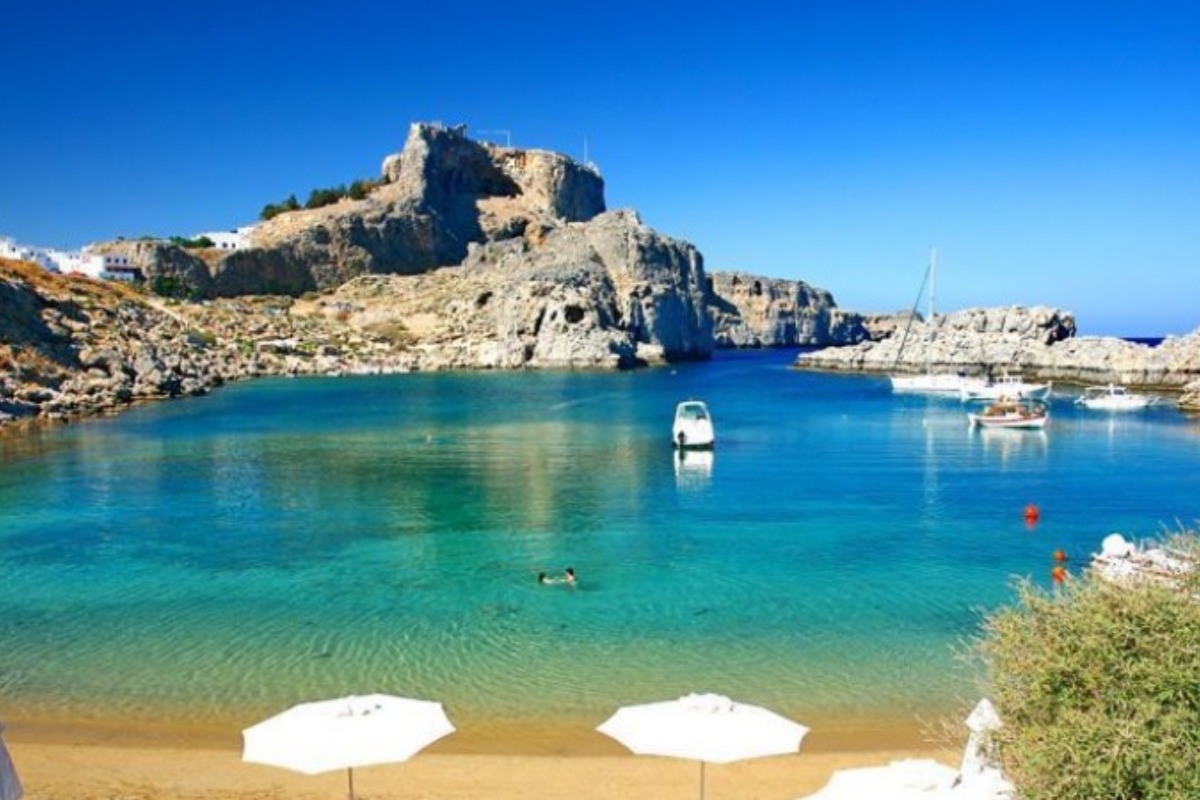 Αυξάνονται σε 12 οι δωρεάν διανυκτερεύσεις με voucher στη Ρόδο