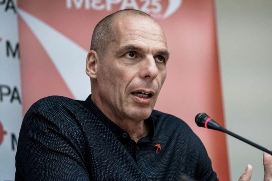 Βίντεο ντοκουμέντο: Η στιγμή της επίθεσης στον Βαρουφάκη