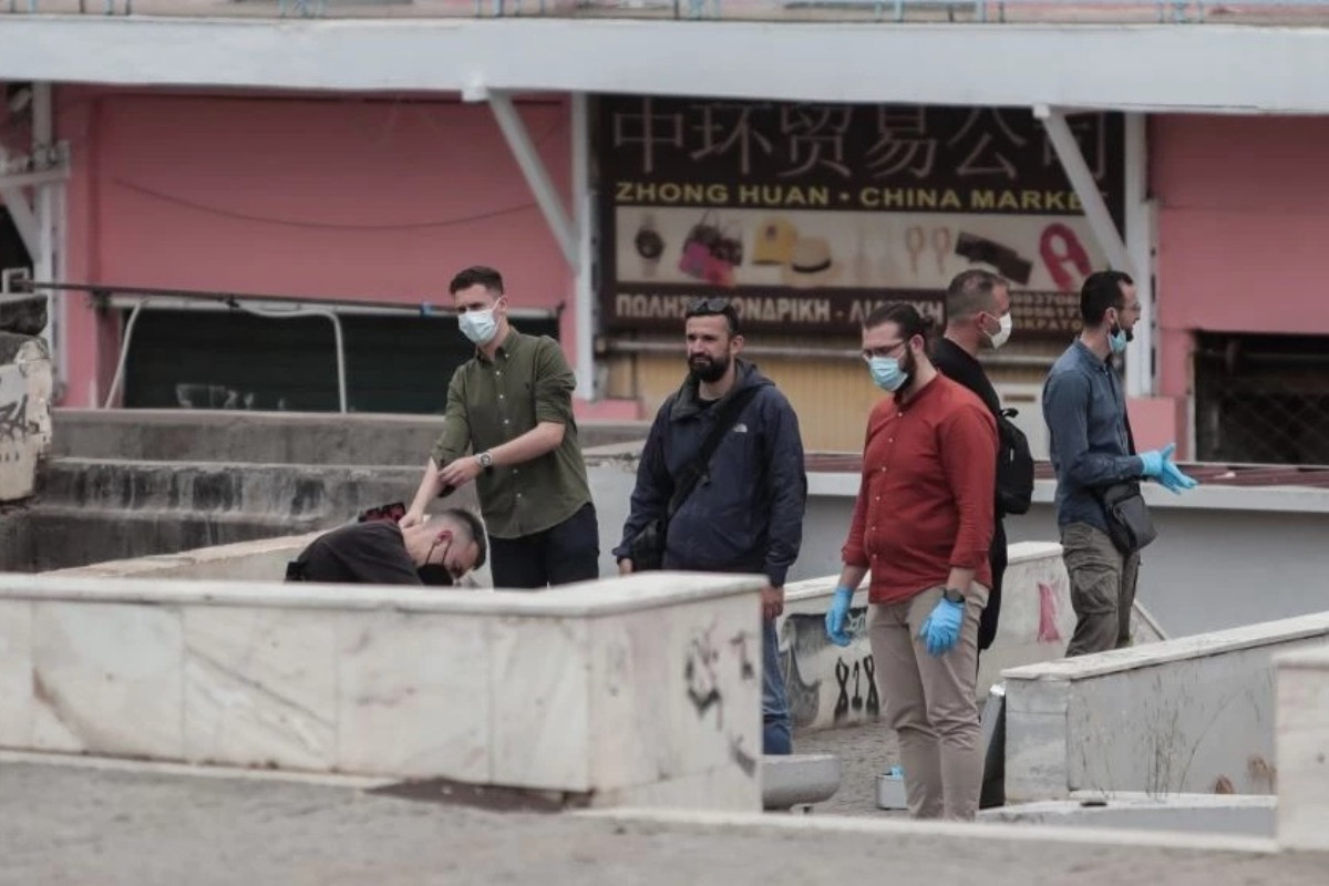 Ταυτοποιήθηκε η γυναίκα που δολοφονήθηκε απέναντι από τη Βαρβάκειο