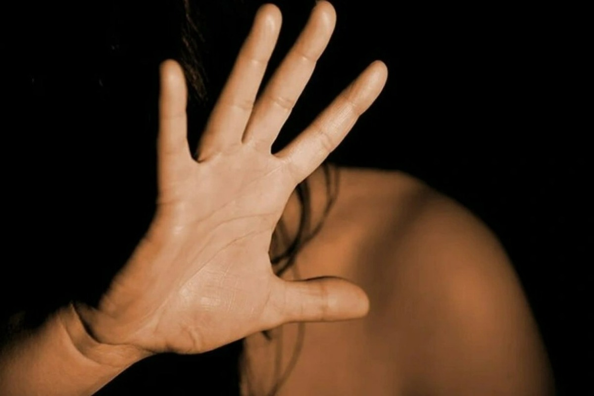 «Μου έλεγε ότι ήθελε να με βλέπει γυμνή, να μου κάνει παιδιά»