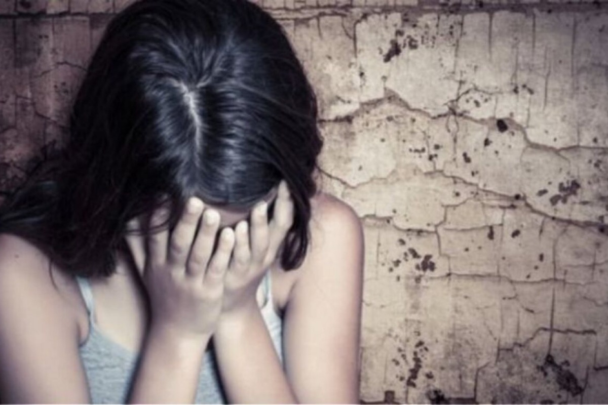 Θεσσαλονίκη: Ποινή φυλάκισης σε πατέρα που έδειρε την κόρη του επειδή έβλεπε ακατάλληλα προγράμματα στη τηλεόραση