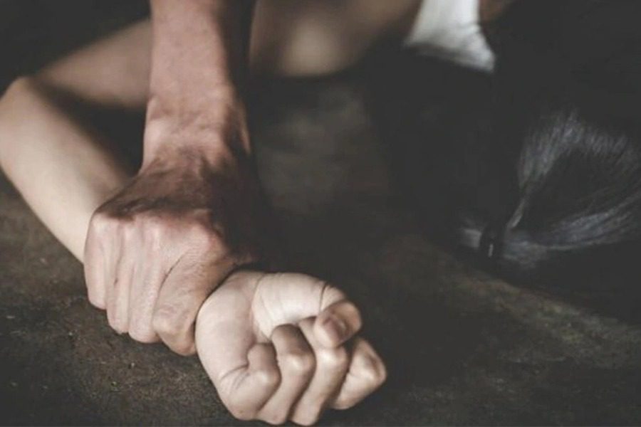 Αγιος Παντελεήμονας: Την κρατούσε παράνομα σπίτι του και τη βίαζε για τρεις μέρες