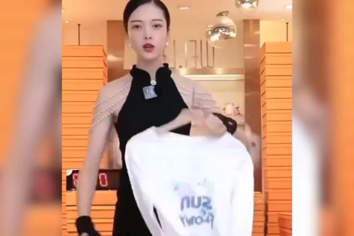 Influencer κερδίζει 1 εκατ. δολάρια την εβδομάδα ‑ Ο ασυνήθιστος τρόπος που πουλάει προϊόντα στο διαδίκτυο