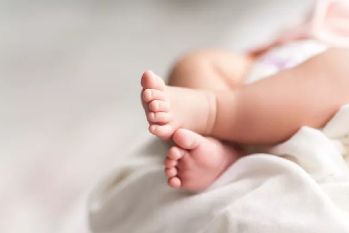 Θάνατος βρέφους στην Αρτα: Ελεύθερος ο πατέρας