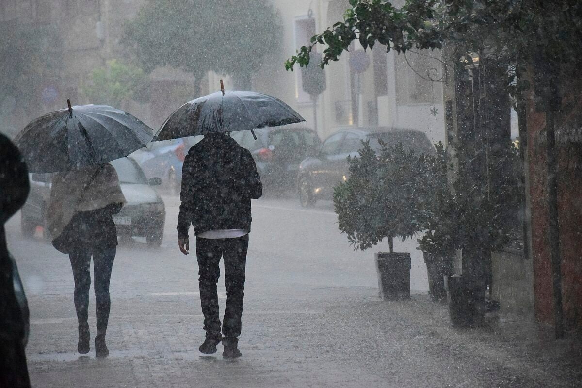 Έκτακτο δελτίο επιδείνωσης καιρού: Ισχυρές βροχές και καταιγίδες και στην Αθήνα