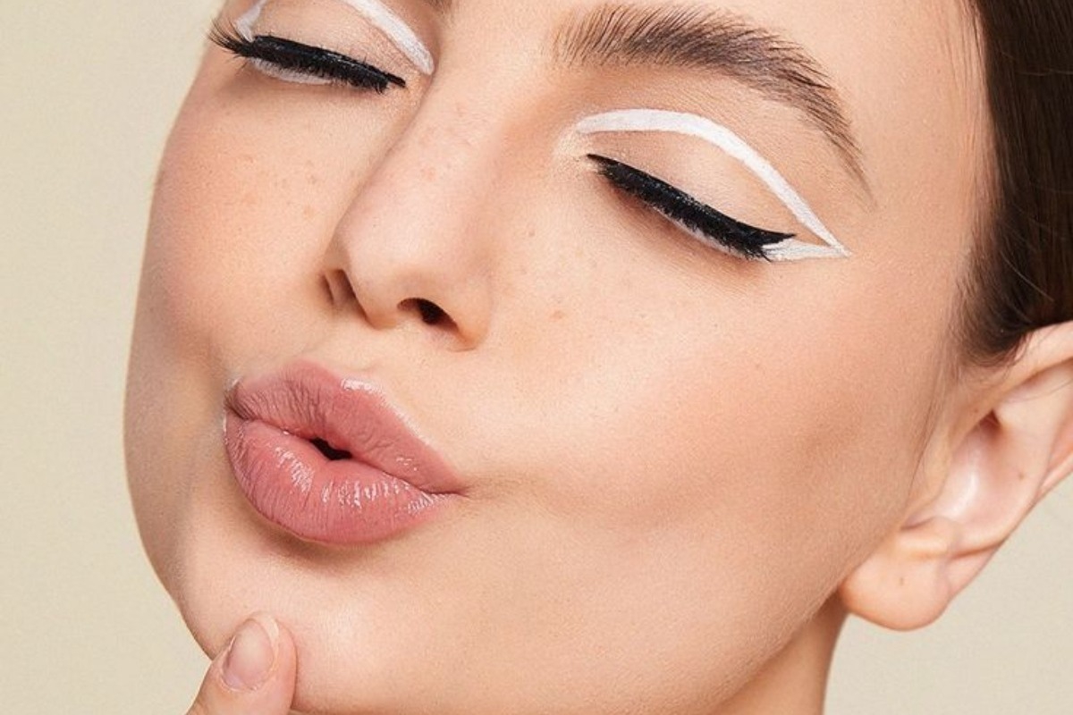 Το μόνο κόλπο που χρειάζεσαι για το λευκό eyeliner