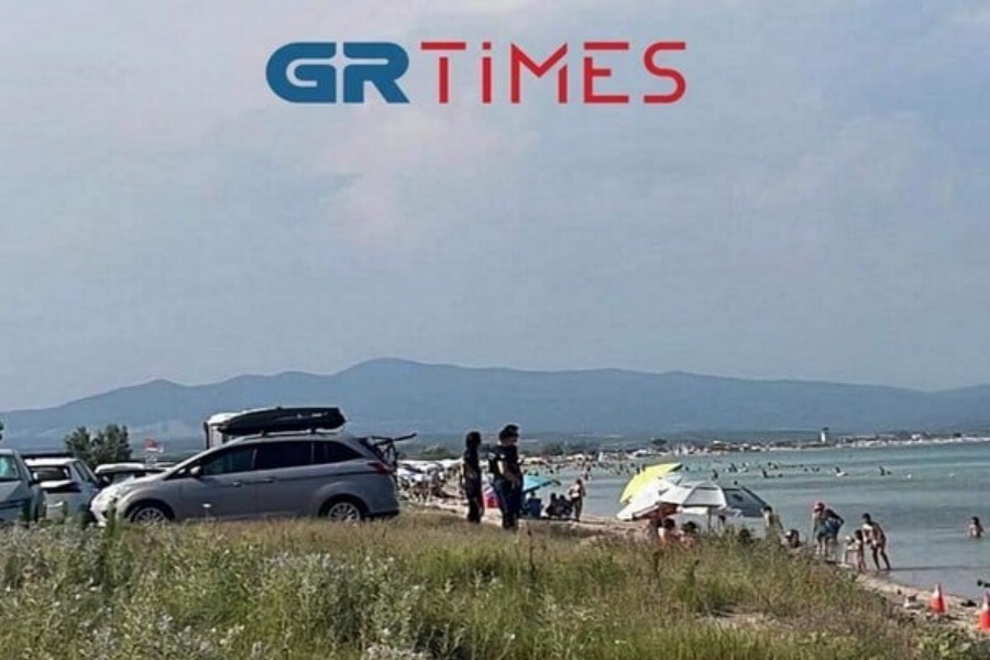 Χαλκιδική: Παιδί έπαιζε στην άμμο και εντόπισε ανθρώπινα οστά