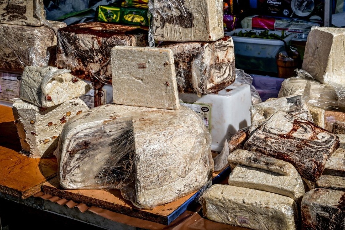 Ακρίβεια: «Πικρός» ο χαλβάς ‑ Αύξηση μέχρι και 46,2% σε σχέση με πέρυσι