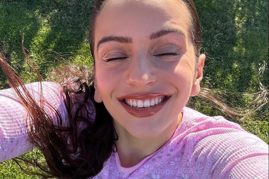 Σκασμένα χείλη: Ποια συστατικά πρέπει να αναζητάς οπωσδήποτε για να τα βελτιώσεις