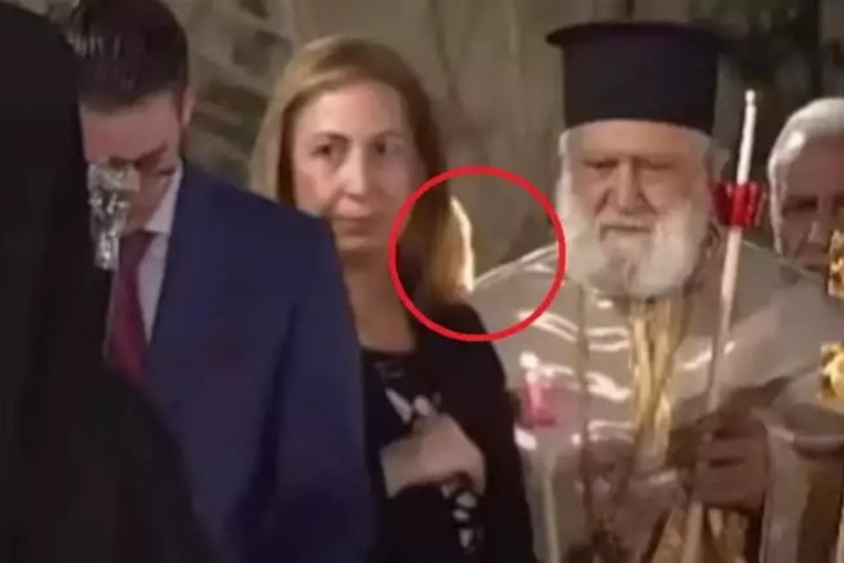 Μαριλίζα Ξενογιαννακοπούλου: Πήραν φωτιά τα μαλλιά της μέσα στην εκκλησία – Την έσωσε ο παπάς