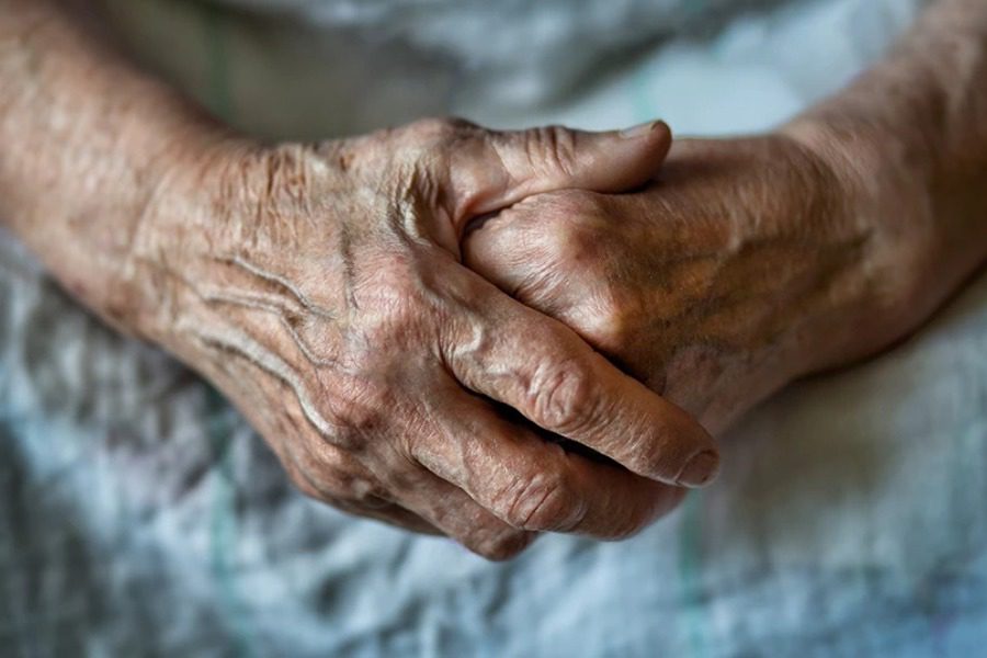 Ισόβια και επιπλέον 21 χρόνια σε 60χρονο που βίαζε και σκότωσε την κατάκοιτη και τυφλή μητέρα του