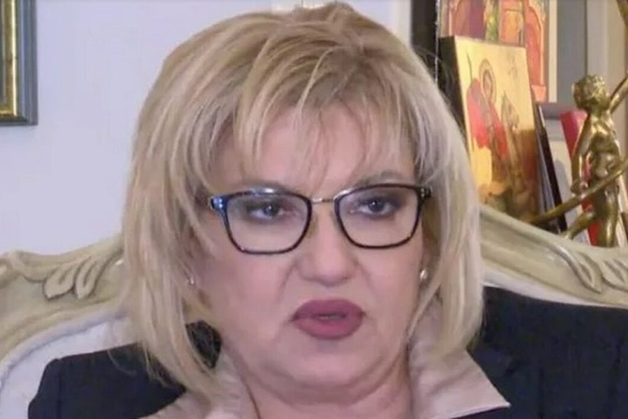 Σύζυγος Καραϊβάζ: «Είδα τον Γιώργο αιμόφυρτο στο πεζοδρόμιο και συνειδητοποίησα ότι είναι νεκρός»