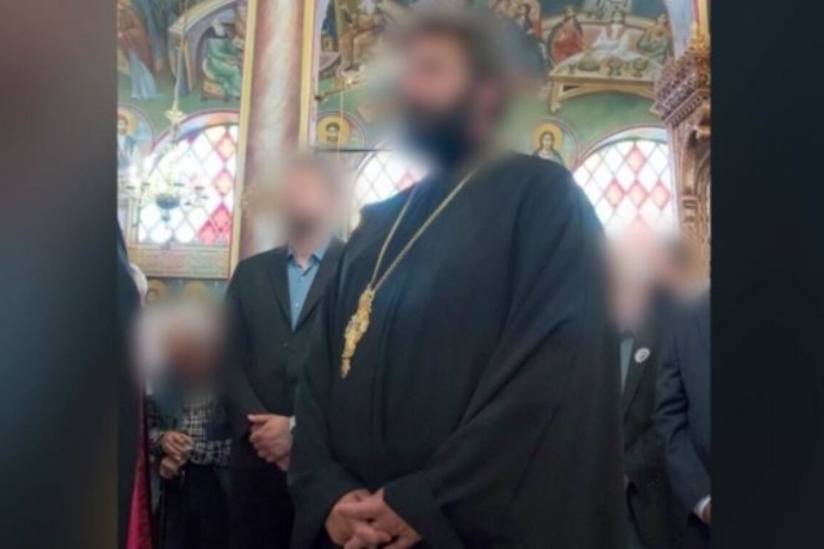 Επιχειρηματίας στην Πάτρα έγινε παπάς για να γλιτώσει από τα χρέη του